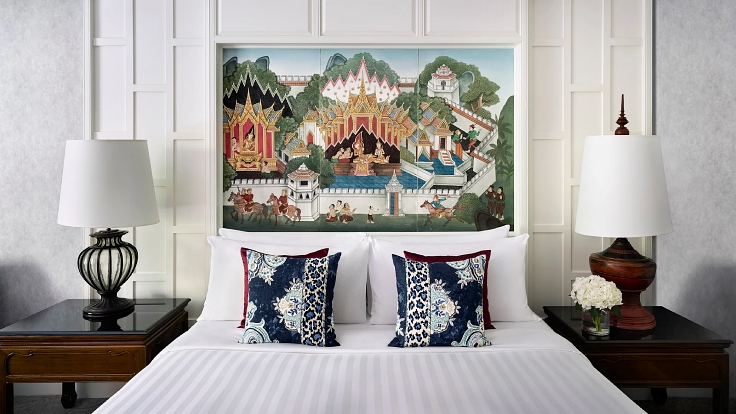 The Deluxe Room at Anantara Siam Bangkok Hotel. Once a Four Seasons — and before that, a Peninsula — this grand, colonial-style icon has evolved into Anantara’s flagship, now a favorite among Bangkok’s upper crust. (© Anantara Siam Bangkok Hotel)