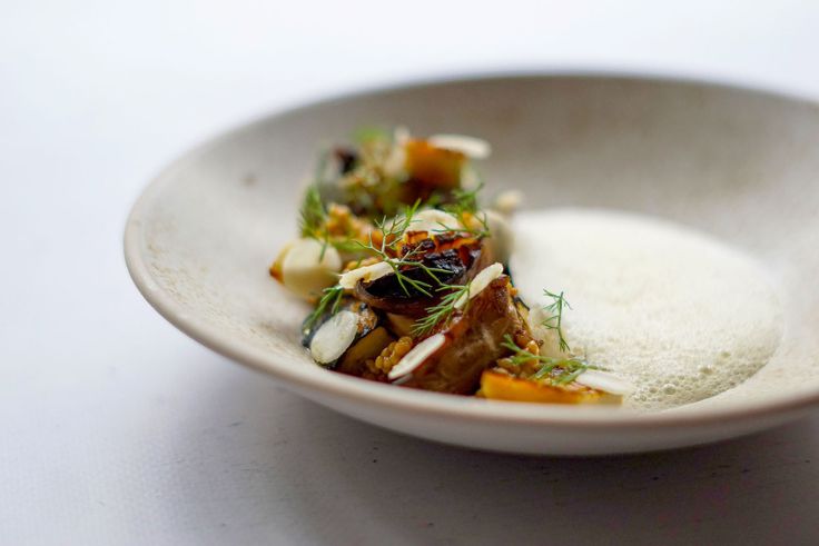 Irish produce plays a key role in the menu here. © Daróg