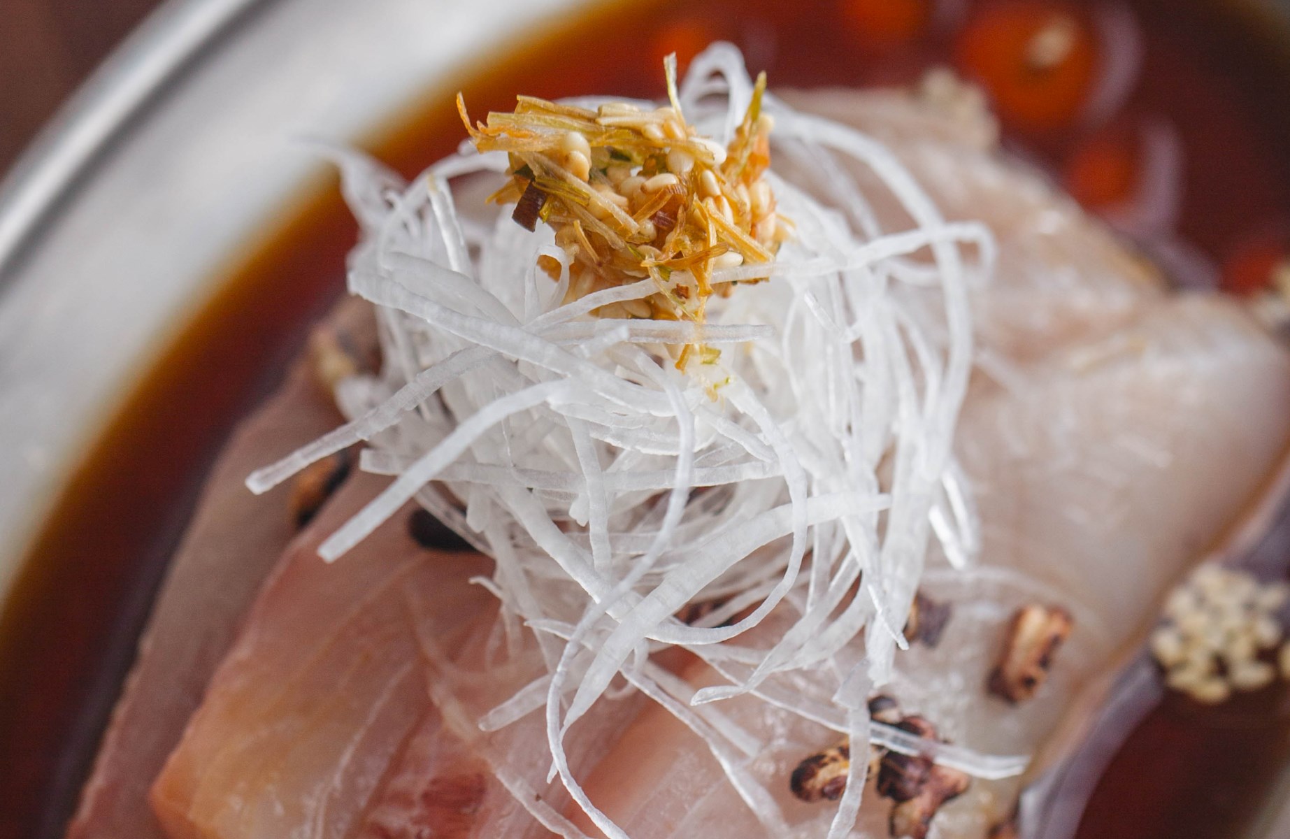 Fish crudo from Aiô, offering a contemporary take on Taiwanese cuisine. © Nani Rodrigues/Aiô.