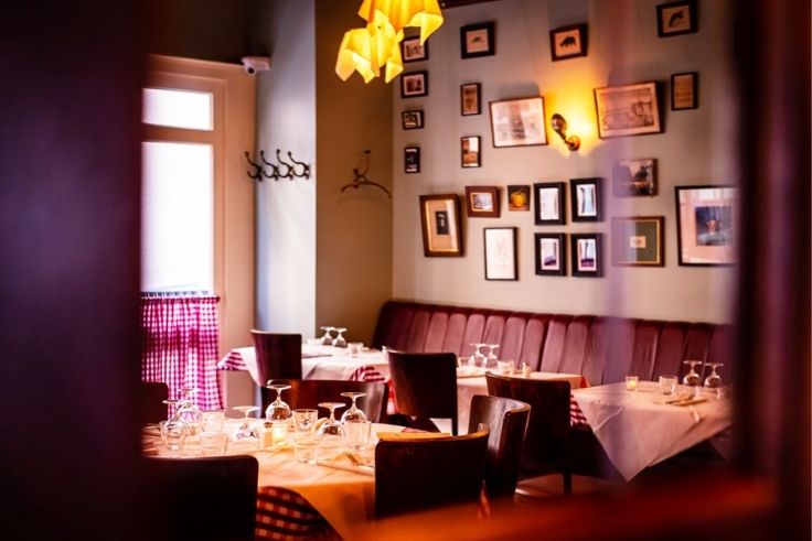 Put yourself at ease in a relaxed Tuscan trattoria. © Paul Winch-Furness/Brutto