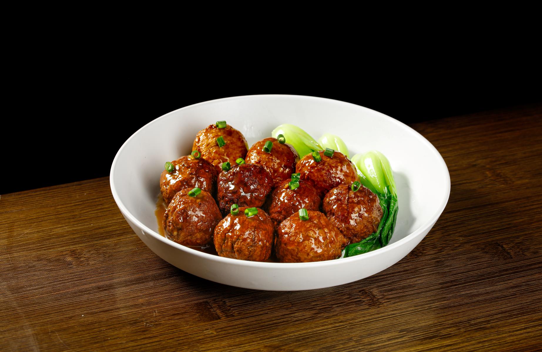 Four joy meatballs. © GlimHux02/Shutterstock
