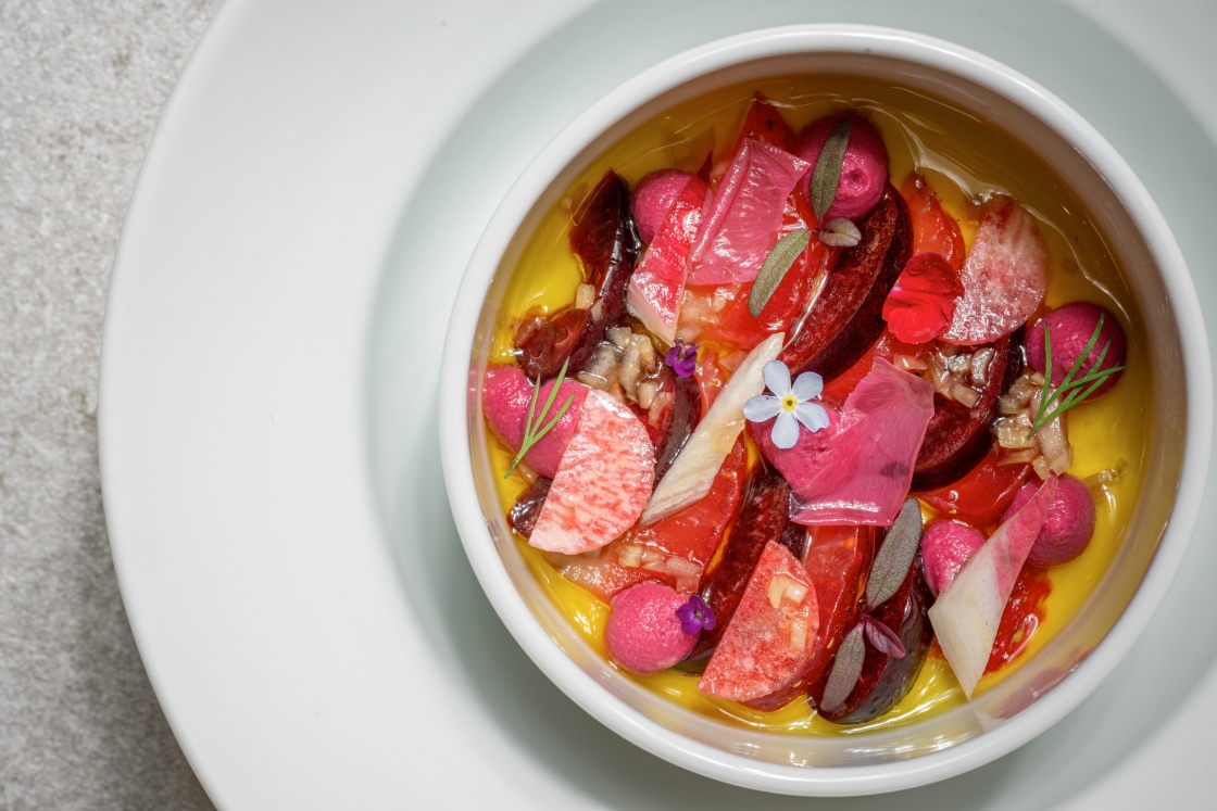 Dish featuring strawberries and beets at Légume, Asia's first MICHELIN-Starred vegan restaurant. © Légume