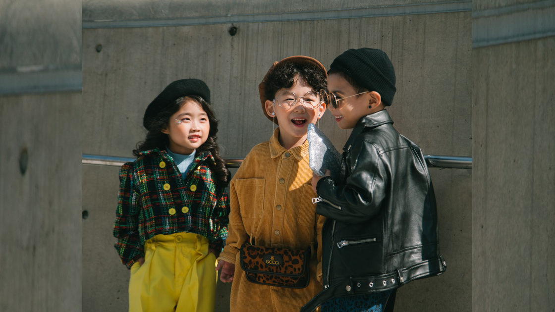 Playful street style from the youngest attendees at Seoul Fashion Week. © Yllyso
