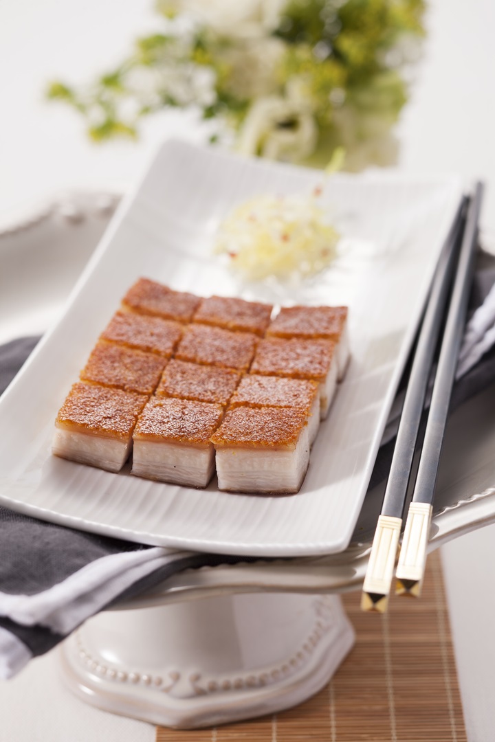 crispy-roasted-pork-lei-garden-wan-chai.jpg