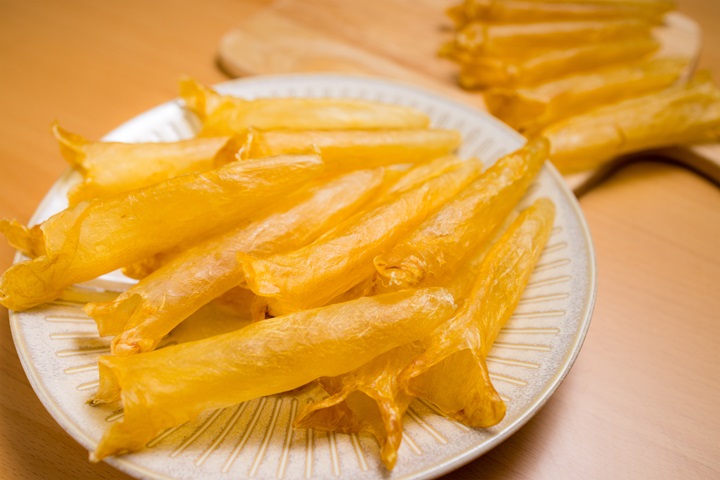 花膠富含膠原蛋白，被中醫視為滋陰養顏、補腎和強壯身體的良品，也是入菜的矜貴食材。（©Shutterstock）