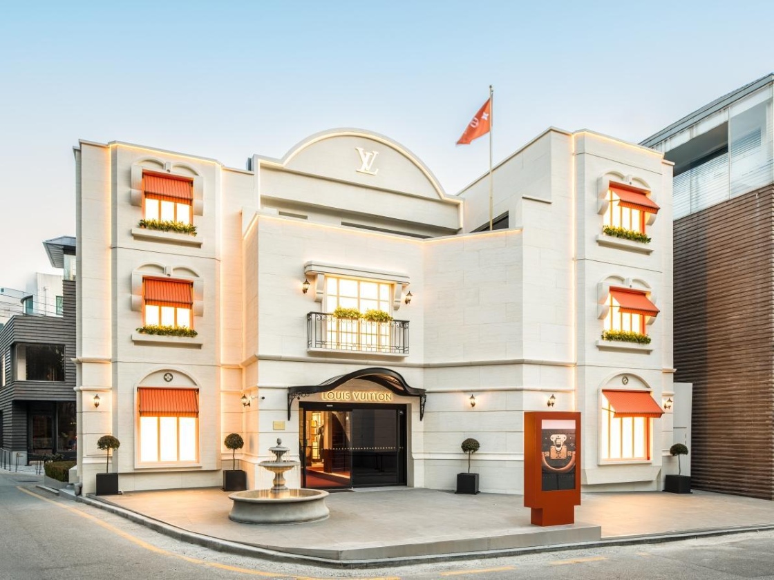 Louis Vuitton's Seoul Dosan Store © Louis Vuitton