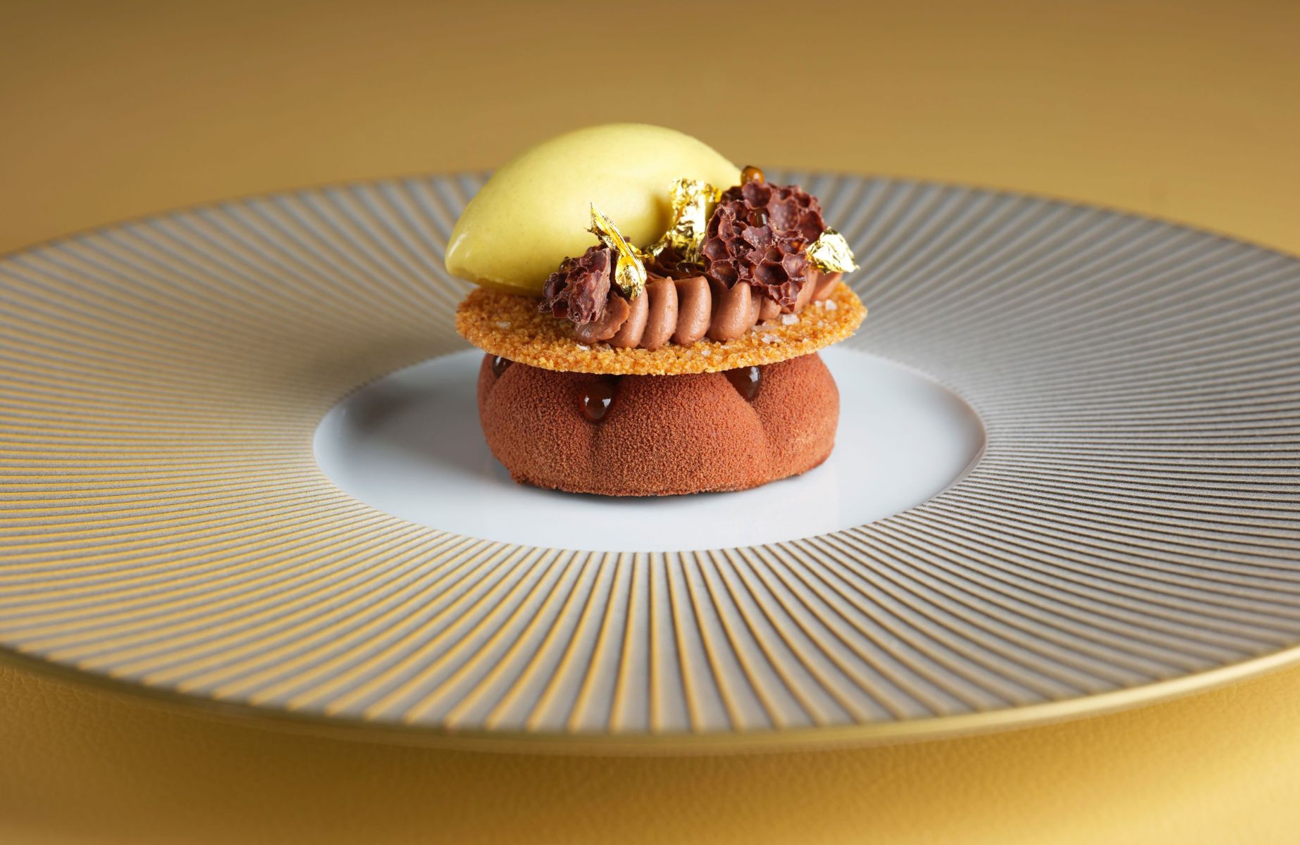 Dessert from Bonheur by Matt Abé, a new Two-MICHELIN-Star restaurant for 2026. © Jodi Hinds/Bonheur by Matt Abé