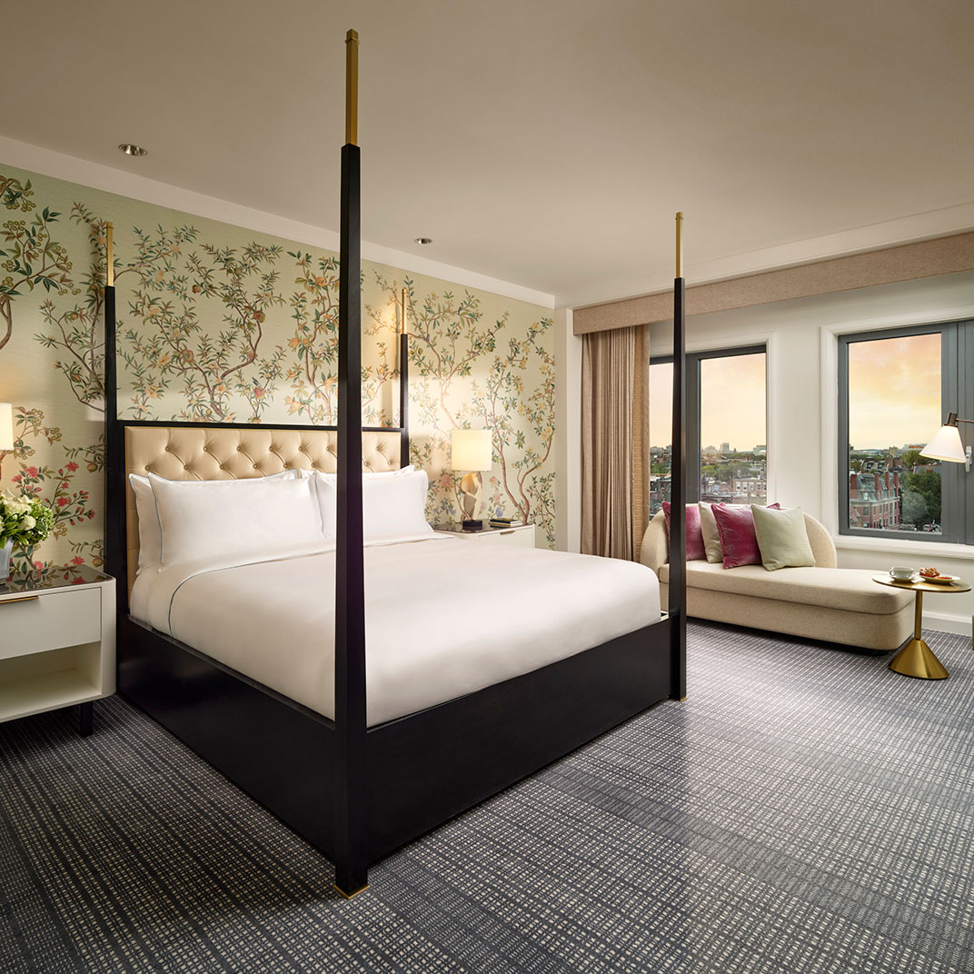 The Mandarin Oriental brings a high end residential feel to a central setting. © Mandarin Oriental Boston