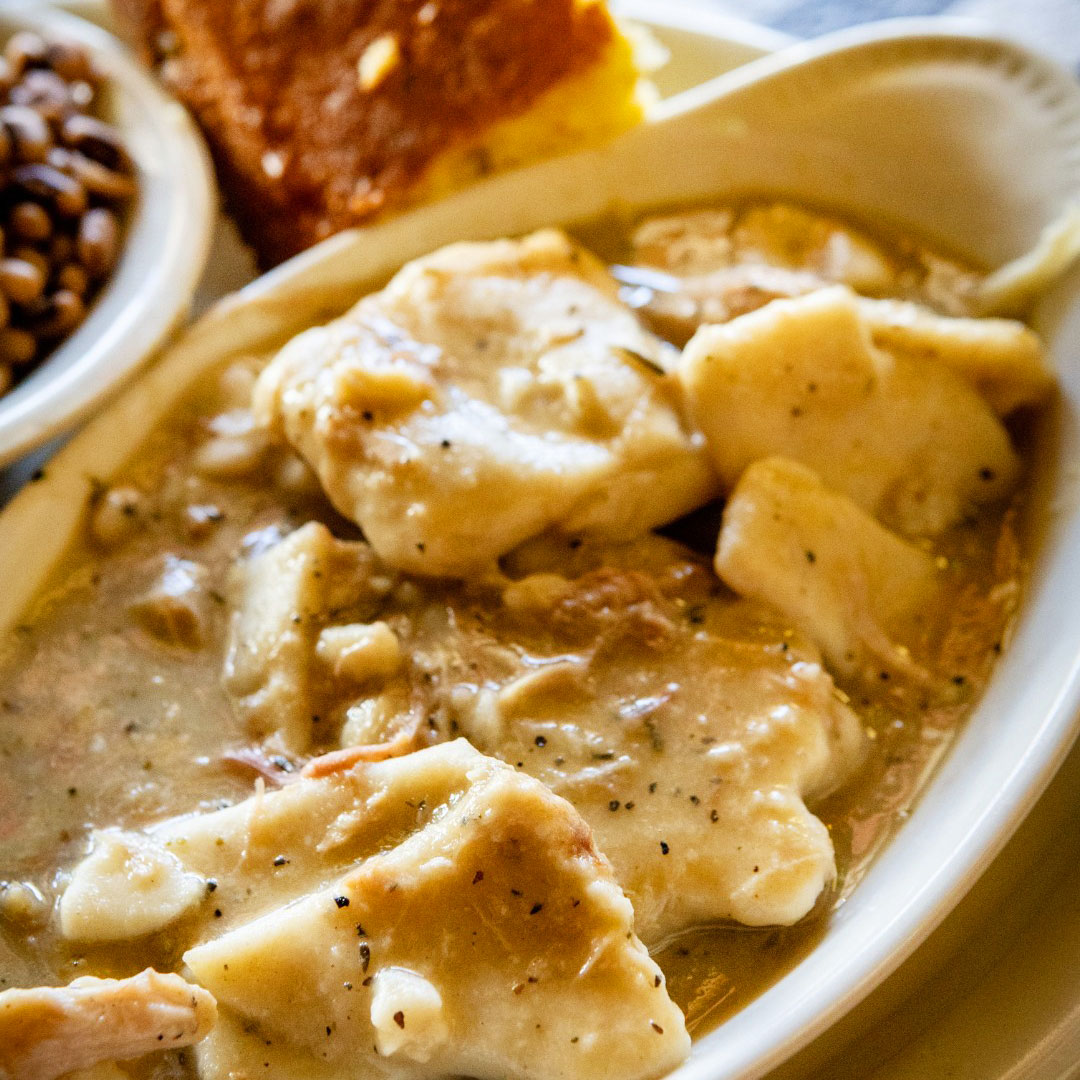 Le poulet avec dumplings offre une double ration de réconfort. © Ajax Diner/Ajax Diner