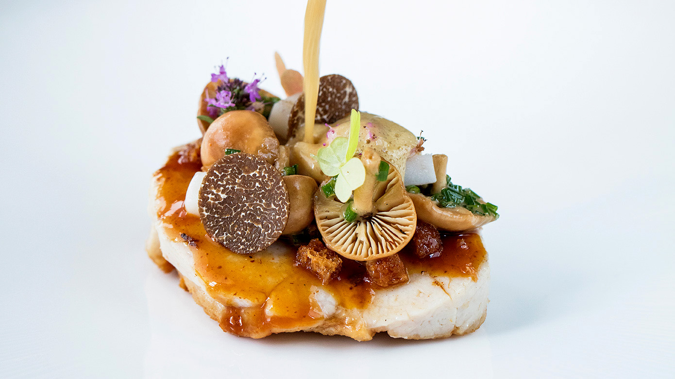 Les Morainières plating — MGA Travel & Gastronomy