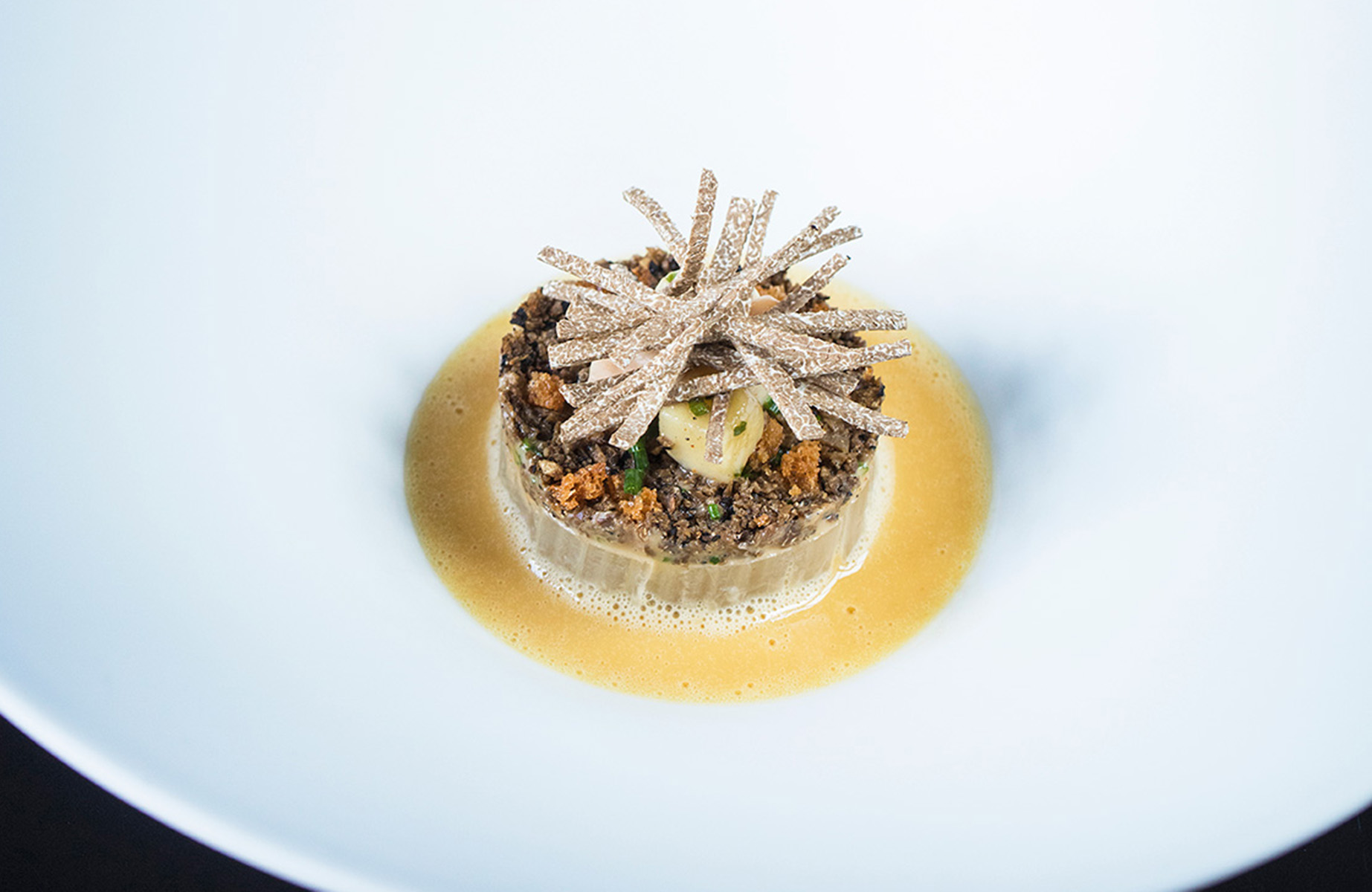 Plainpalais cardoons, a humble vegetable elevated with great artistry. © Matthieu Cellard/Les Morainières