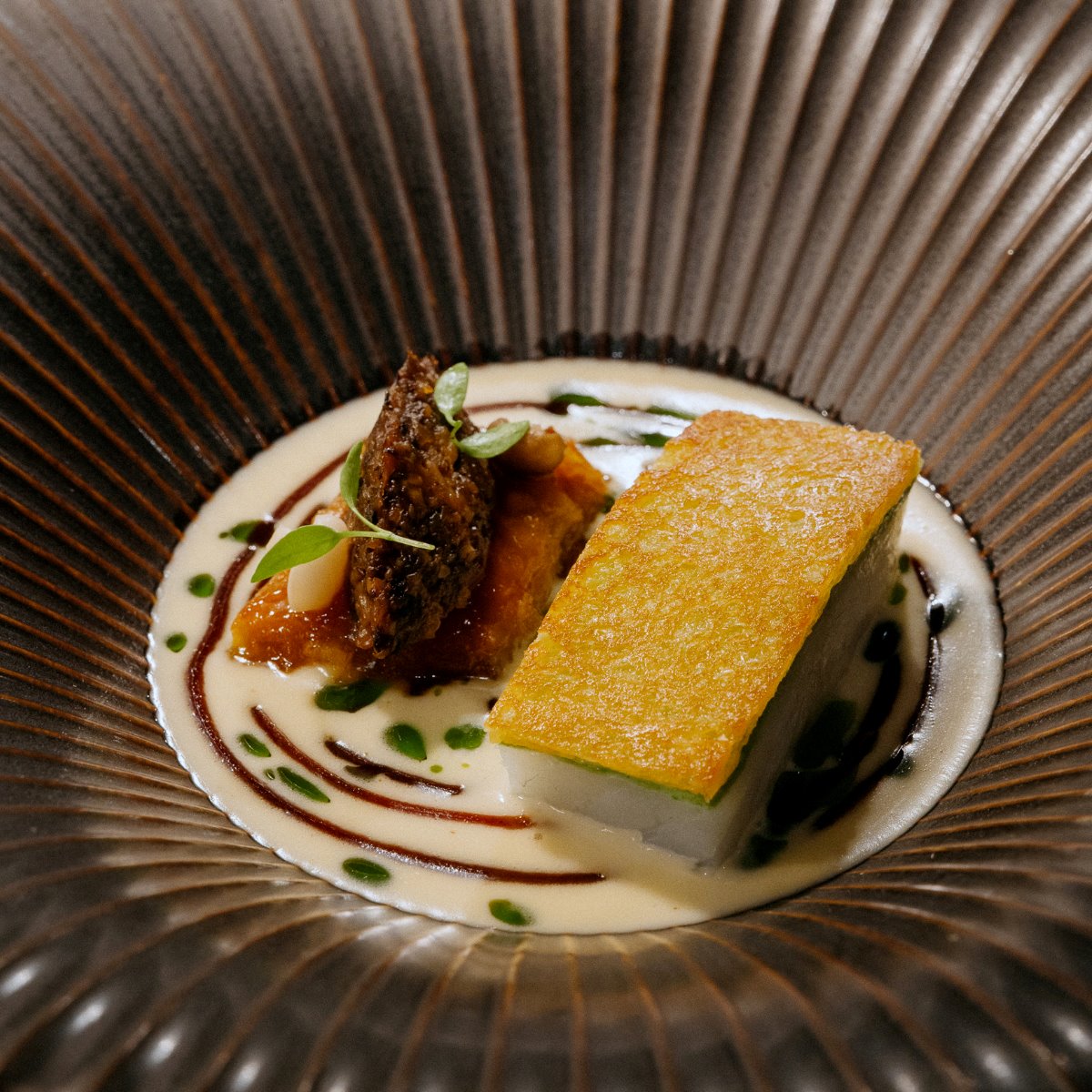 Modern Portuguese cuisine takes center stage at Henrique Sá Pessoa, a recently opened restaurant with a new name (formerly Alma) and location. © Ricardo Lopes/Henrique Sá Pessoa