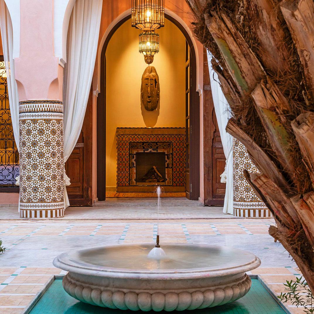Dar Al Dall translates to “House of Shadows” — a nod to the light and shade that alternate throughout its open spaces. © Riad Dar al Dall