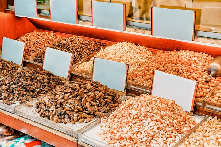 Kowloon City is a hub for various dried seafood shops. © Shutterstock