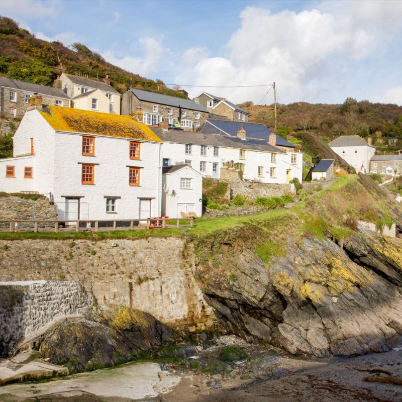 The corner of Cornish coastline where The Lugger welcomes its guests. © The Lugger