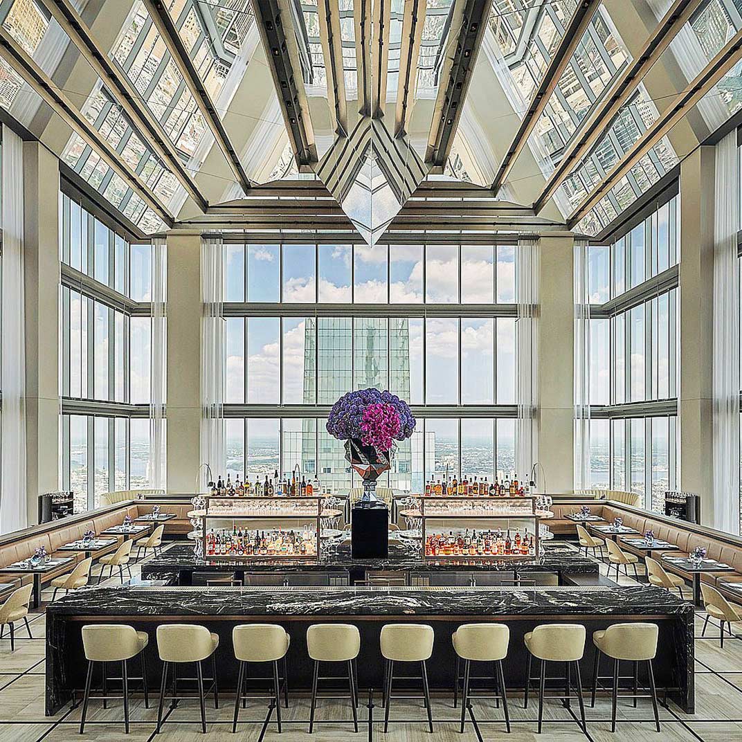 The Four Seasons makes its home in the city's tallest skyscraper.  © Four Seasons