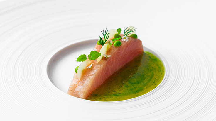 “Smoked Buri (Yellowtail) Carpaccio” (© ARMANI / RISTORANTE)