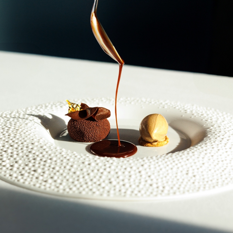 Caramelo e café, uma sobremesa do restaurante lisboeta localizado na Expo. © Henrique Isidoro/Fifty Seconds