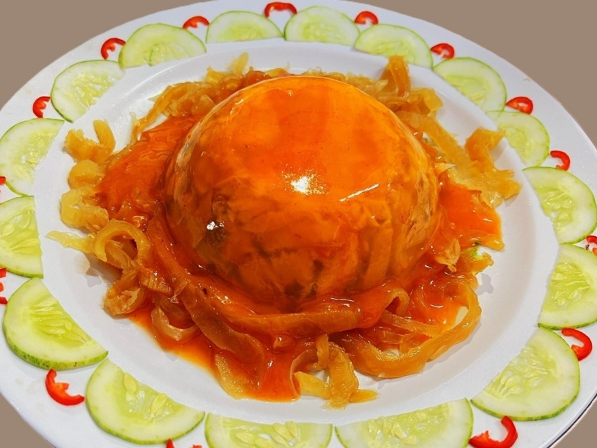 Sek Yuen's cold jellied chicken with jellyfish is a traditional Cantonese Chinese New Year appetiser with a touch of nostalgic flair. © Sek Yuen Restaurant