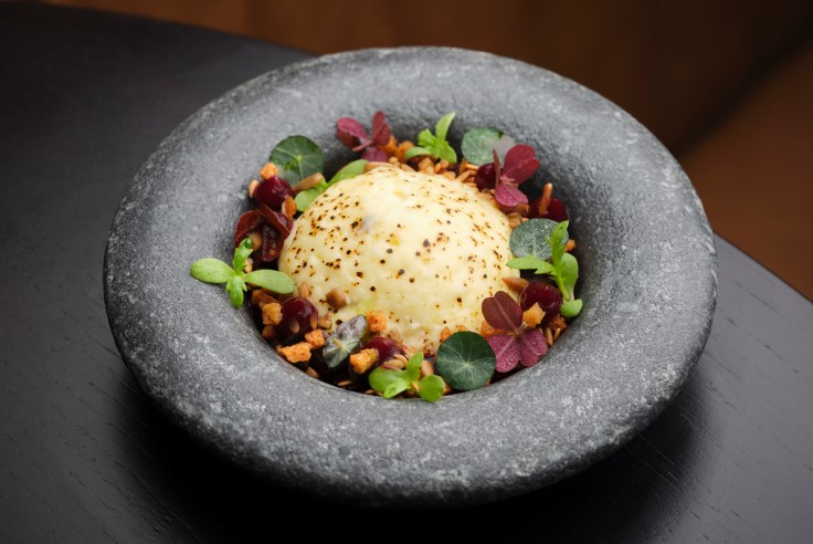 Aulis is a MICHELIN-Star chef's counter in the heart of the city. © Cristian Barnett/Aulis
