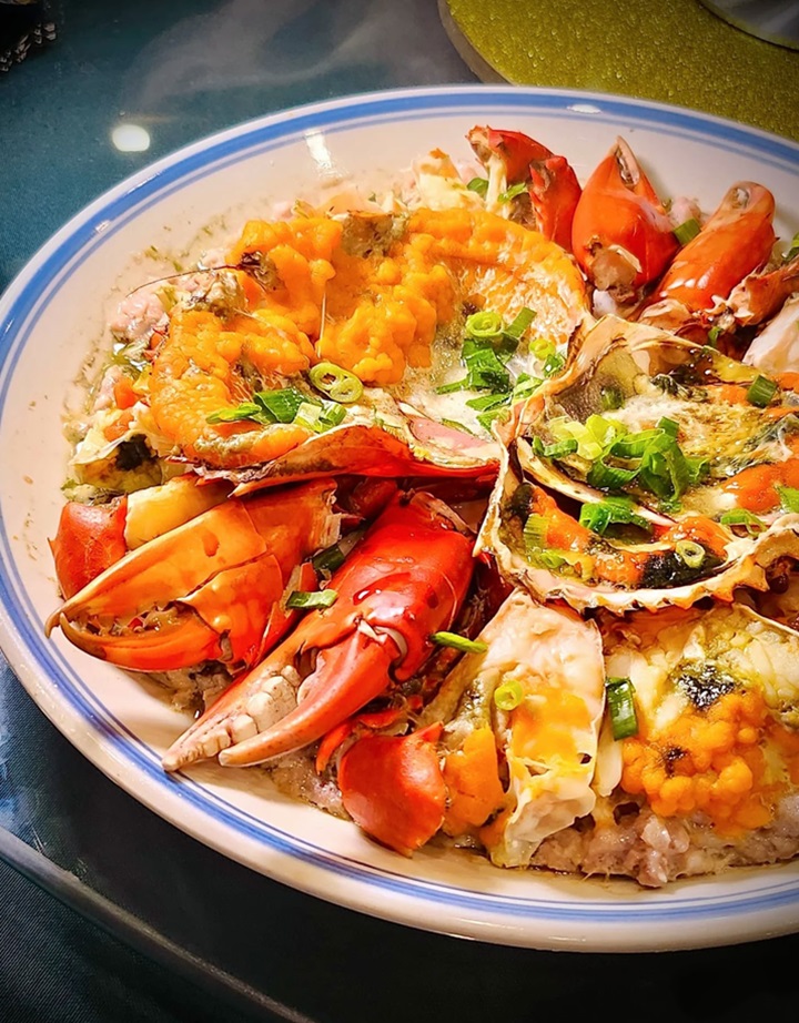 pork-patty-crab-roe-ho-ho-chak.jpg