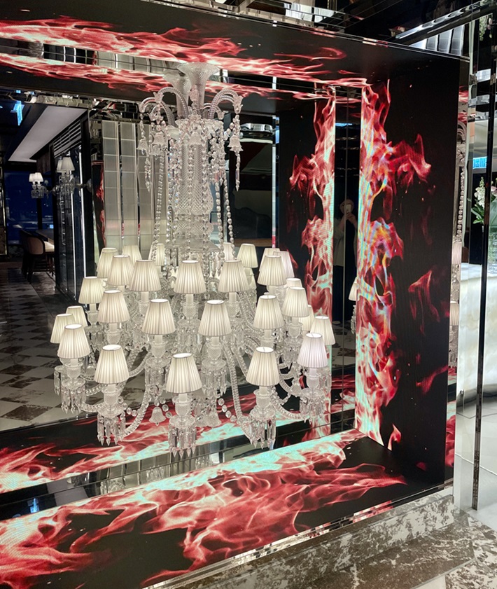 crystal-interior-anne-sophie-pic.jpg