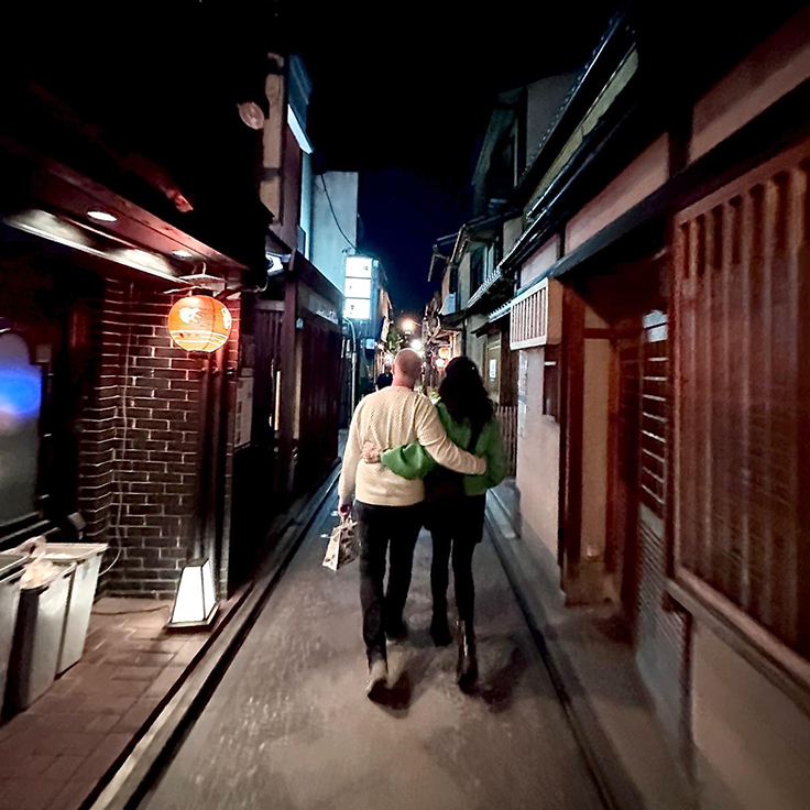 In Pontocho at night, with his trusted partner, Katina. A new dialogue, linking the Three MICHELIN Stars SingleThread and SoNoMa, has begun, unfolding through the city of Kyoto. (© Kyle Connaughton)