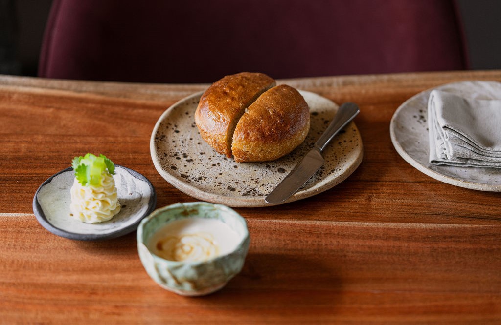 Homestead Moorland Stottie, Hartlepool Kipper Butter, Caramelised Botton Cheese Fondue at Homestead Kitchen, Goathland. © Linda Hermans/Homestead Kitchen