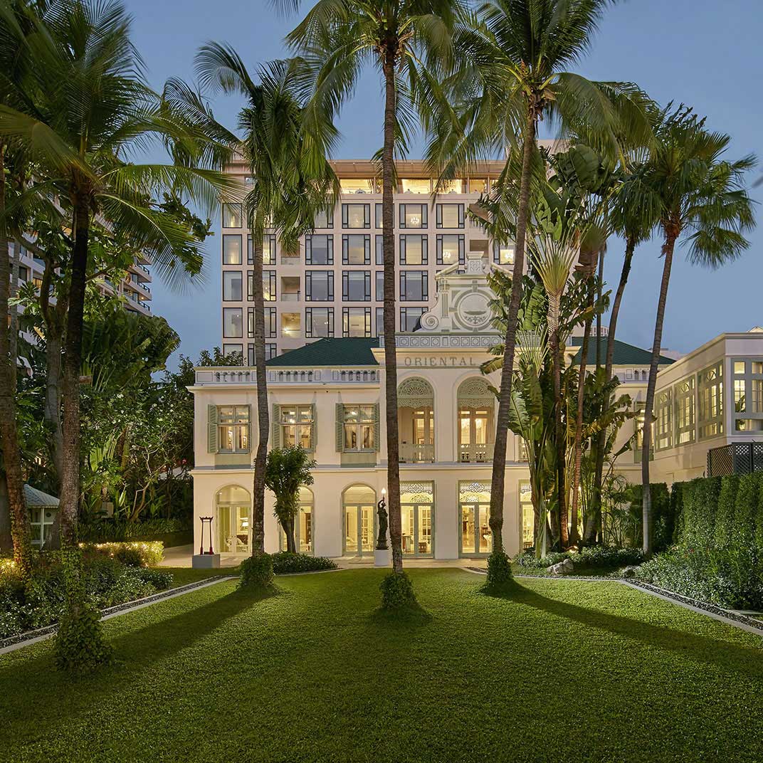 When you see the phrase “grande dame” in these pages, expect an experience with more than a hint of old-school glamour. © Mandarin Oriental, Bangkok