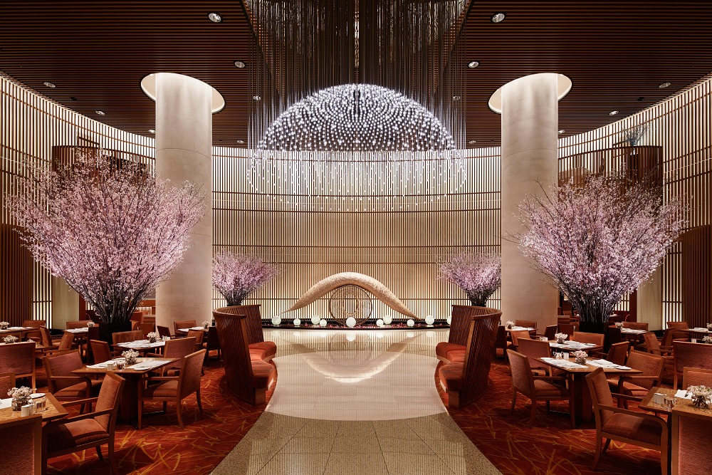 A One MICHELIN Key Tokyo landmark near the Imperial Palace. © The Peninsula Tokyo