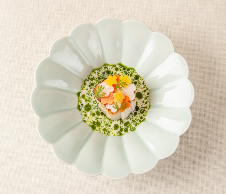 香港米芝蓮一星餐廳摩的菜色。© Romain Herbreteau/Mora