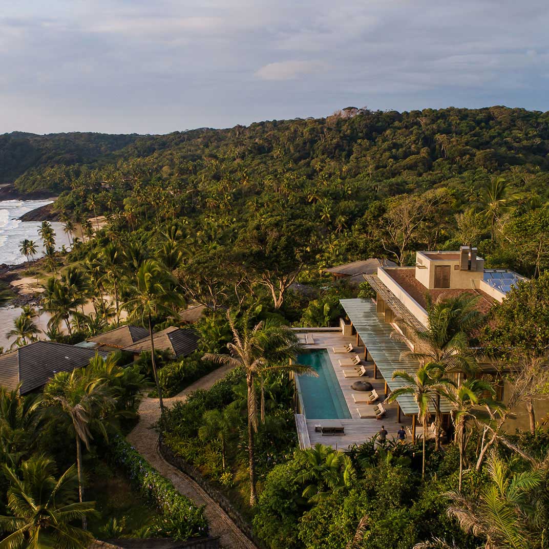Overlooking the sea, Barracuda Hotel & Villas is a sophisticated alternative to the traditional guesthouses of Itacaré. © Barracuda Hotel & Villas