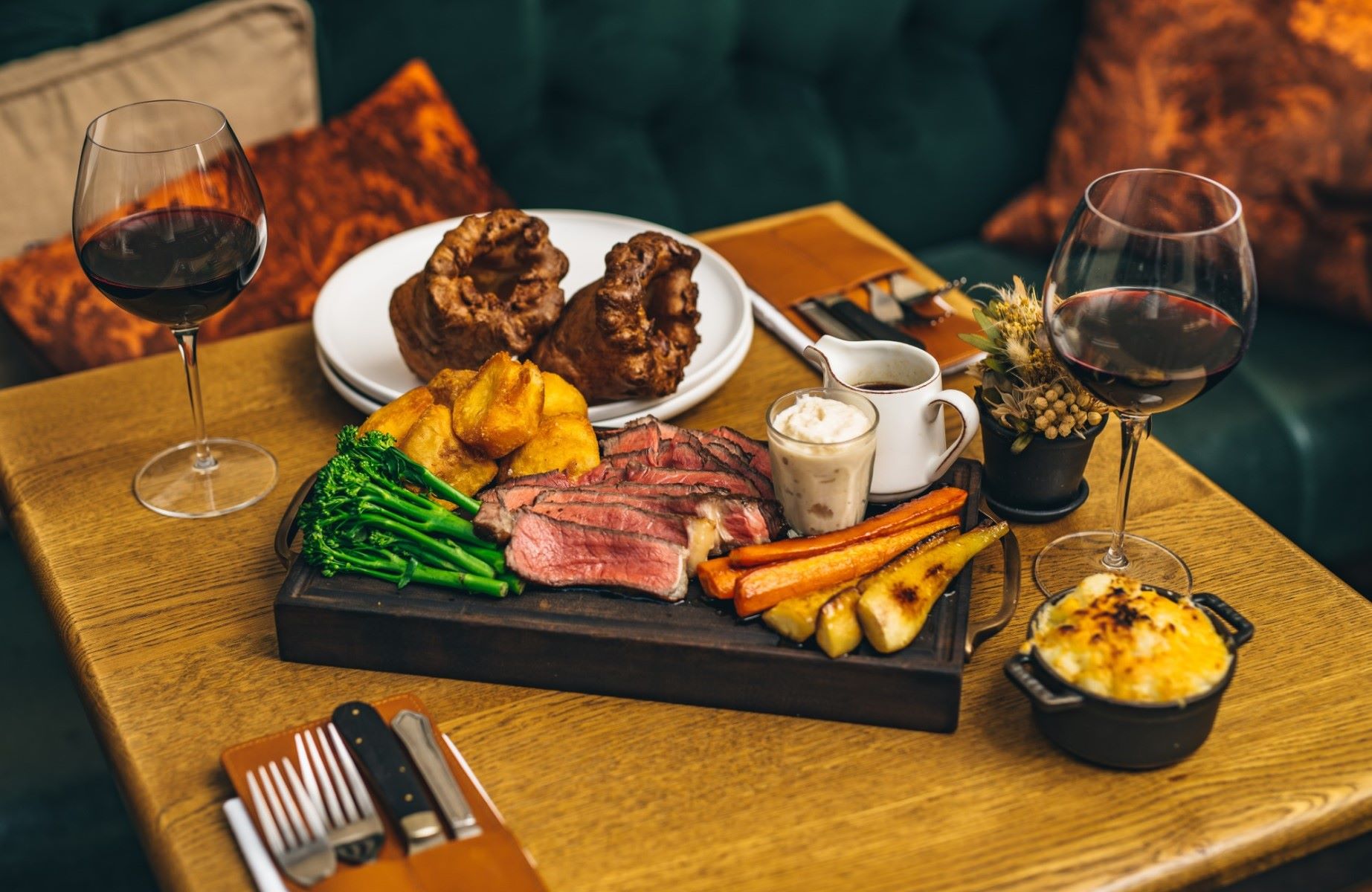 A Sunday roast dinner designed for sharing at the MICHELIN-Starred Harwood Arms. © Lateef/The Harwood Arms