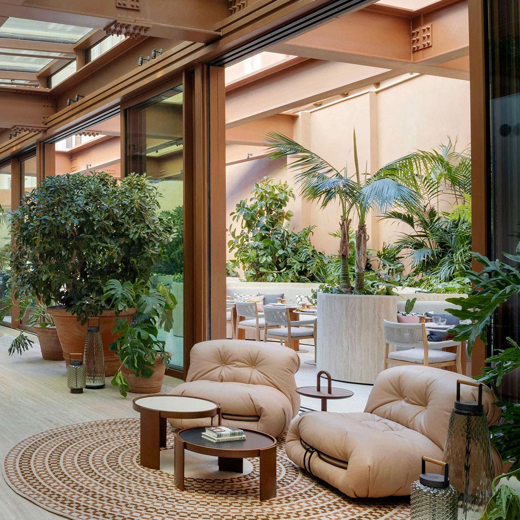 Greenery helps define the modern aesthetic in the ancient spaces of Six Senses Rome. © Six Senses Rome