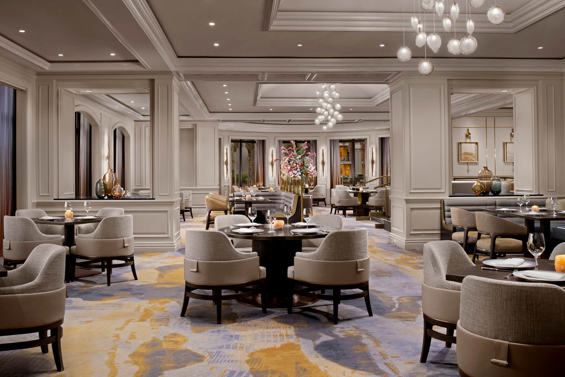 Christopher Tegreeny's domain, the dining room at Salt. © Christopher Cypert/Salt