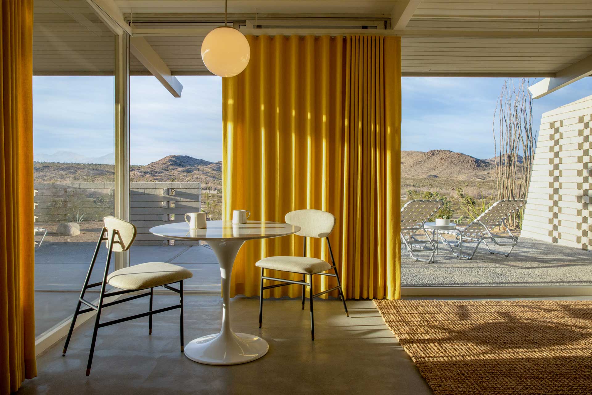 At the Bungalows, restored midcentury structures just outside Joshua Tree. © The Bungalows, Jaime Kowal