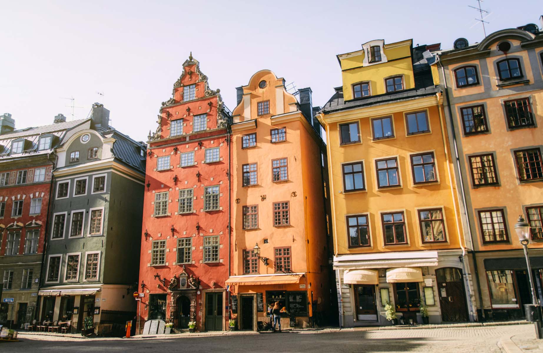 La capitale suédoise, Stockholm, où la scène gastronomique se distingue par son élégance discrète. © bortnikau/iStock