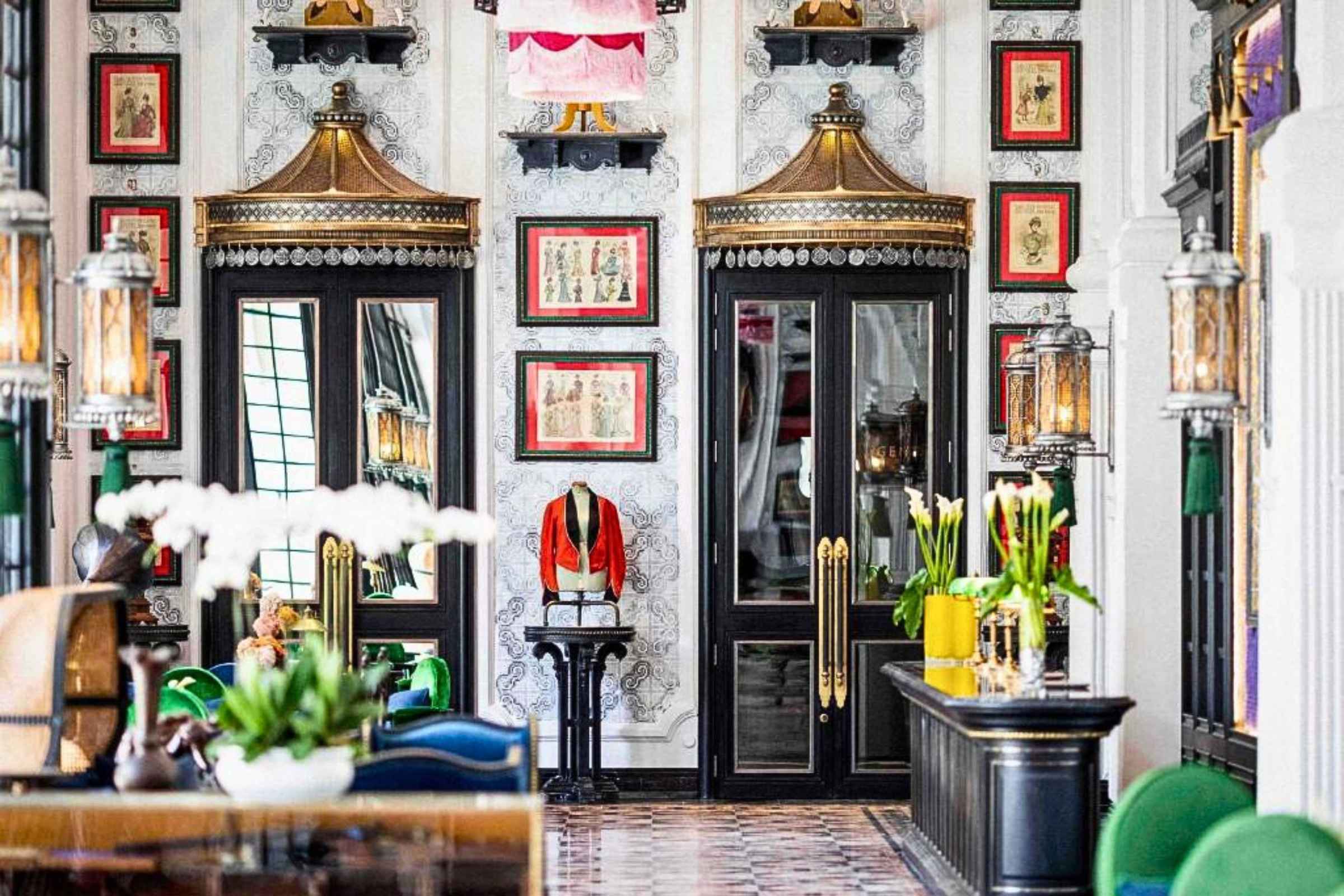 Designed by Bill Bensley, the interiors feature a captivating fusion of French Indochine elegance and vibrant hill tribe motifs. © Hotel de la Coupole - MGallery 