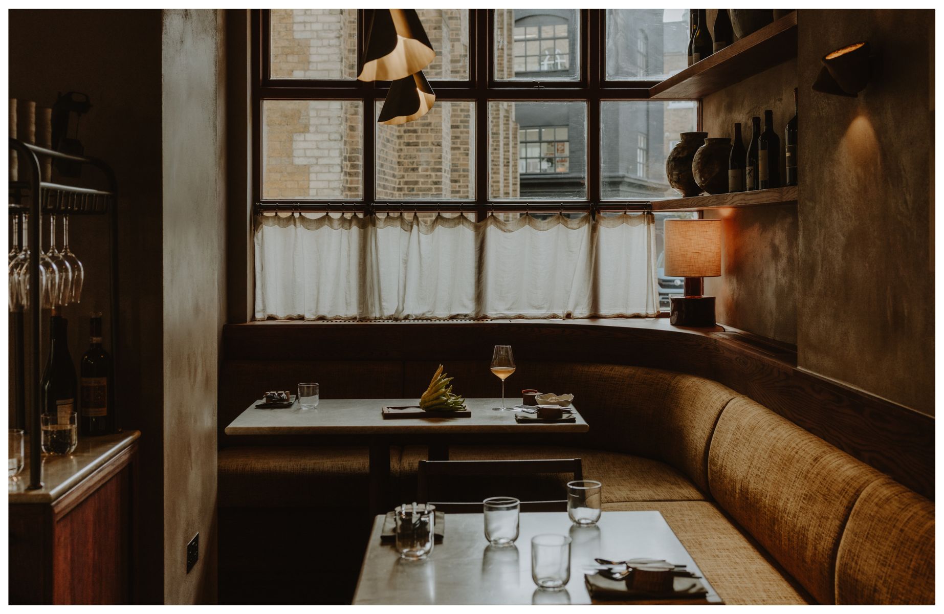 The earthy, natural hues that perfectly complement Kirk Haworth's cooking at Plates London. © Joanna Yee/MICHELIN Guide