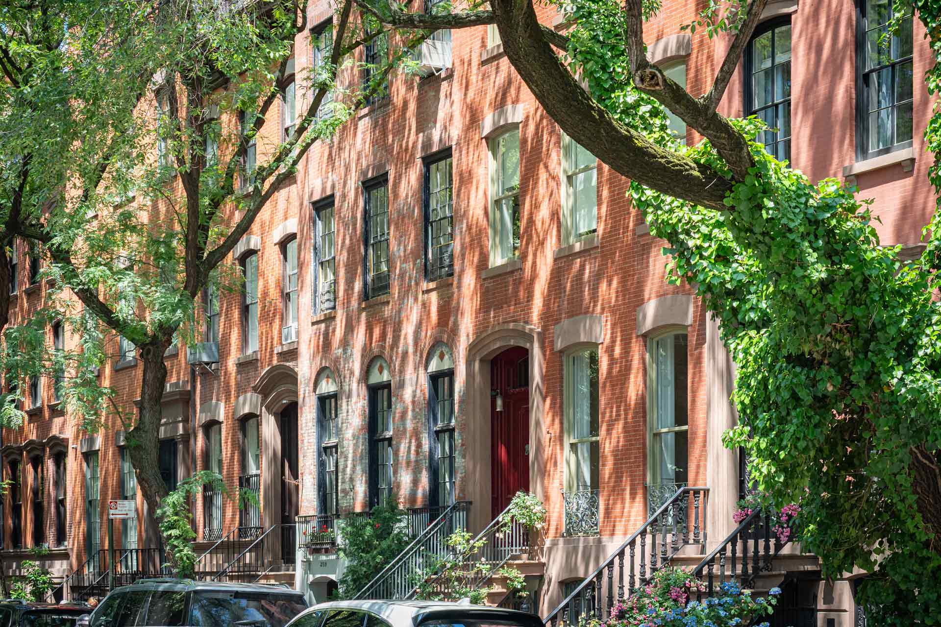 The West Village is defined by its historical brownstones and leafy streets. © Thomas Robert Clarke Photography / MICHELIN Guide