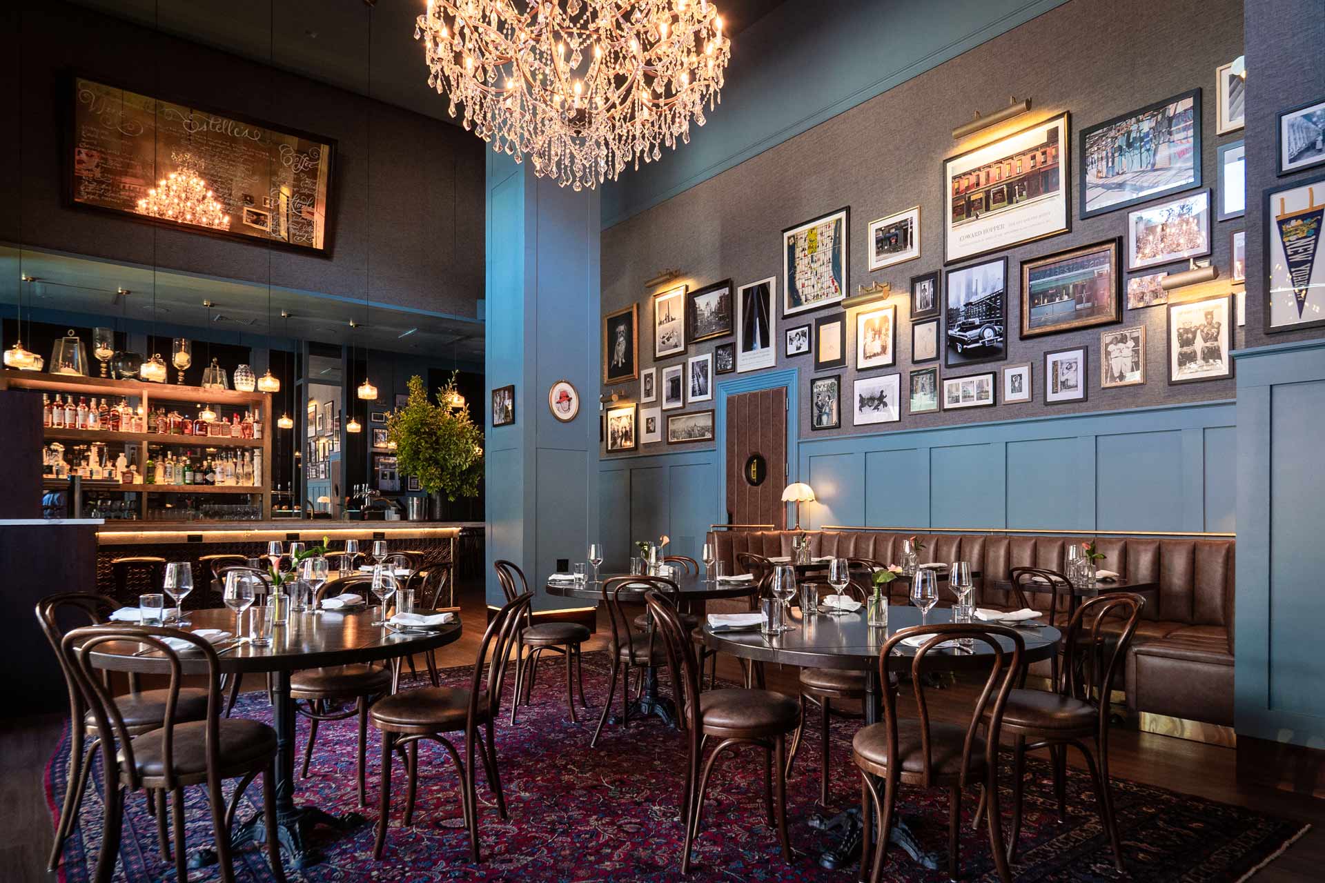 Estelle’s has a contemporary American menu and art that is uniquely New York. © Thomas Robert Clarke Photography / MICHELIN Guide