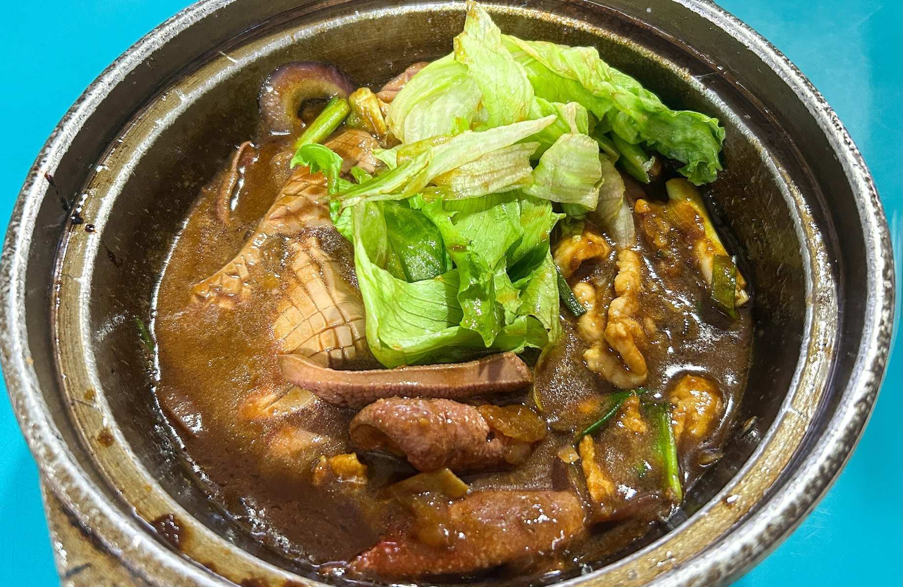 Seng Kee Black Chicken Herbal Soup © The MICHELIN Guide