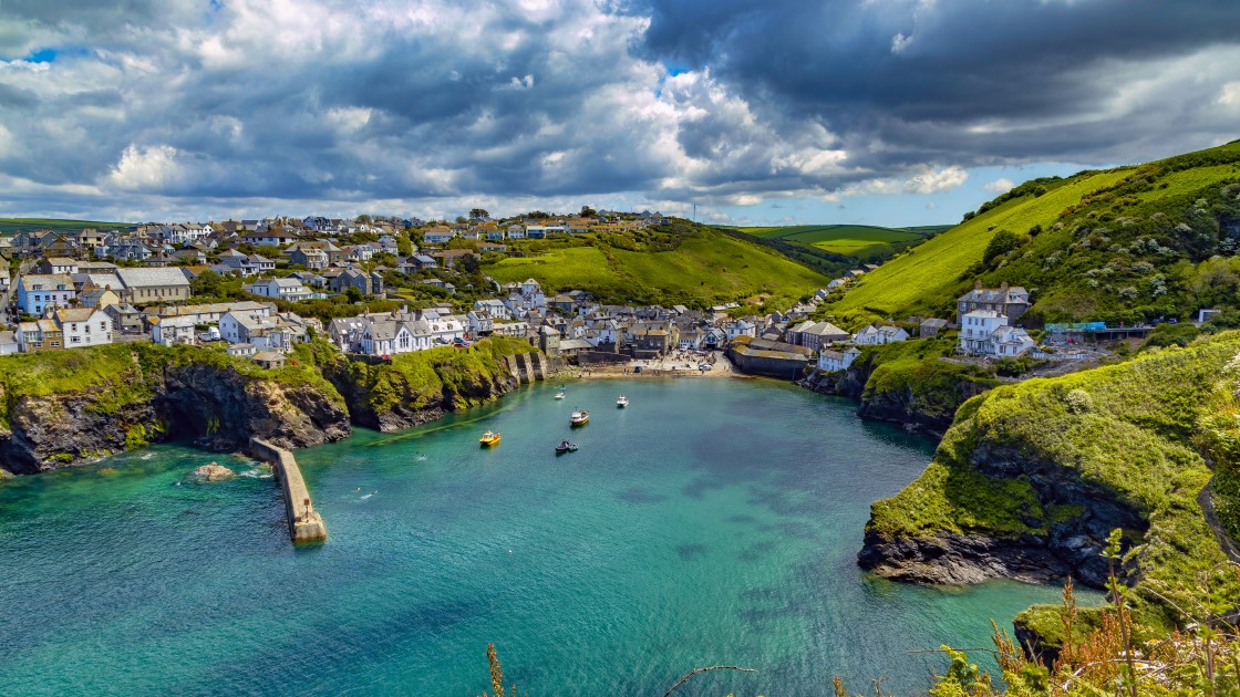 10 Best Seaside Towns for Food Lovers in UK and Ireland