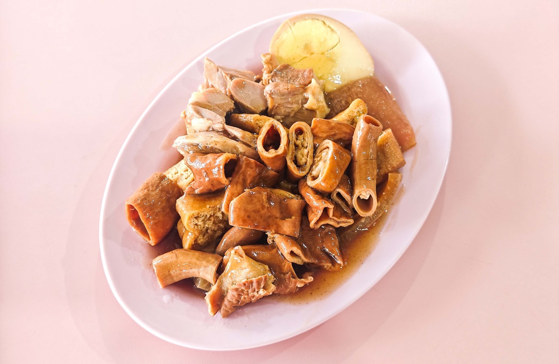Yi Pin Wei Braised Duck.Kway Chap © The MICHELIN Guide